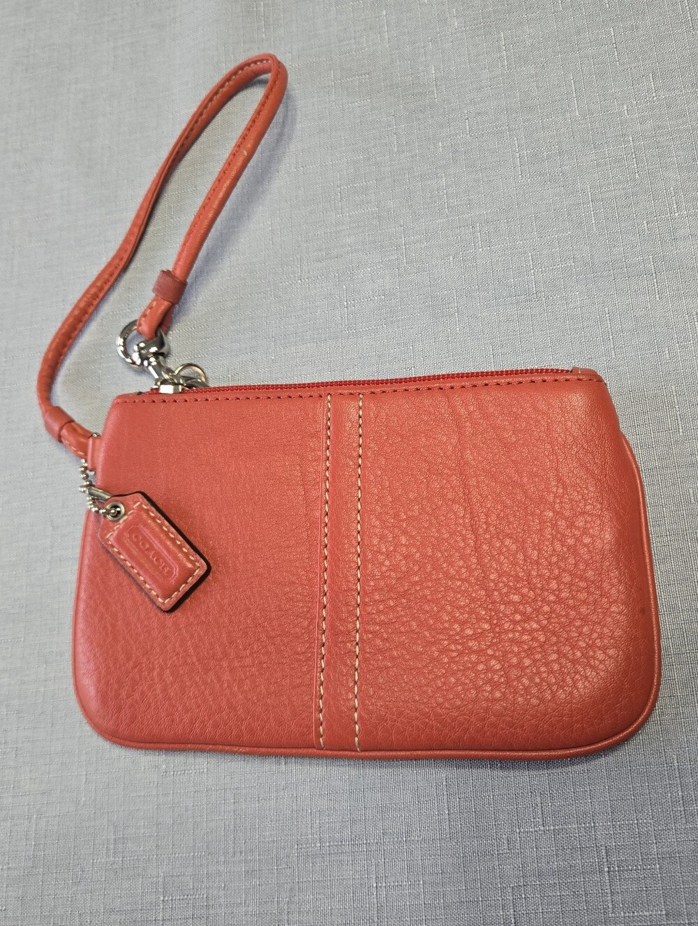 Vintage Coach Coral Pebbled Leather Wristlet Pouch Clutch 7”